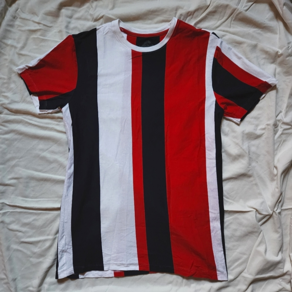 Original Gravity Short-Sleeve Vertical Striped Tee (Medium)